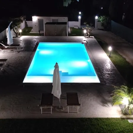 Fèdeli House Pool Noto